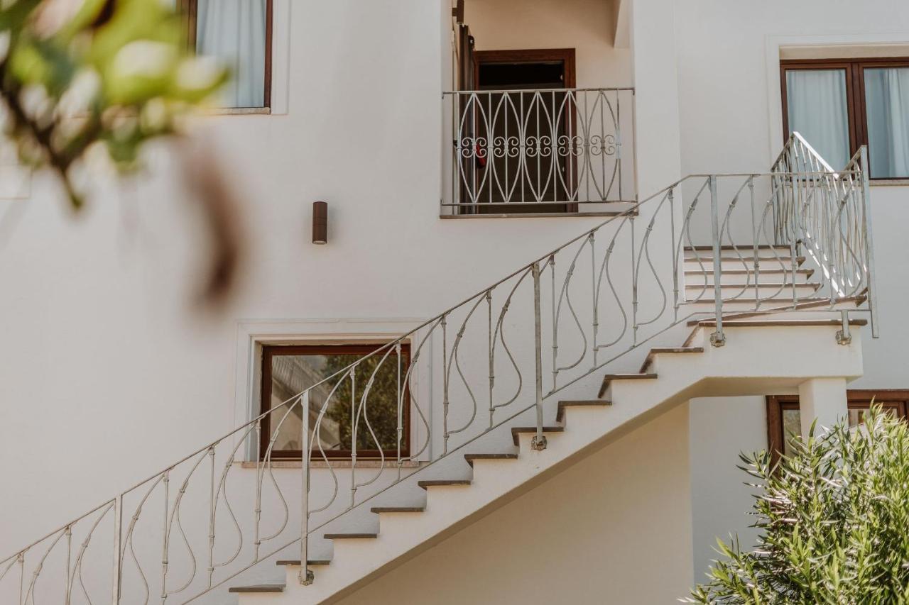 Resort Fior Di Sardegna Posada  Eksteriør bilde