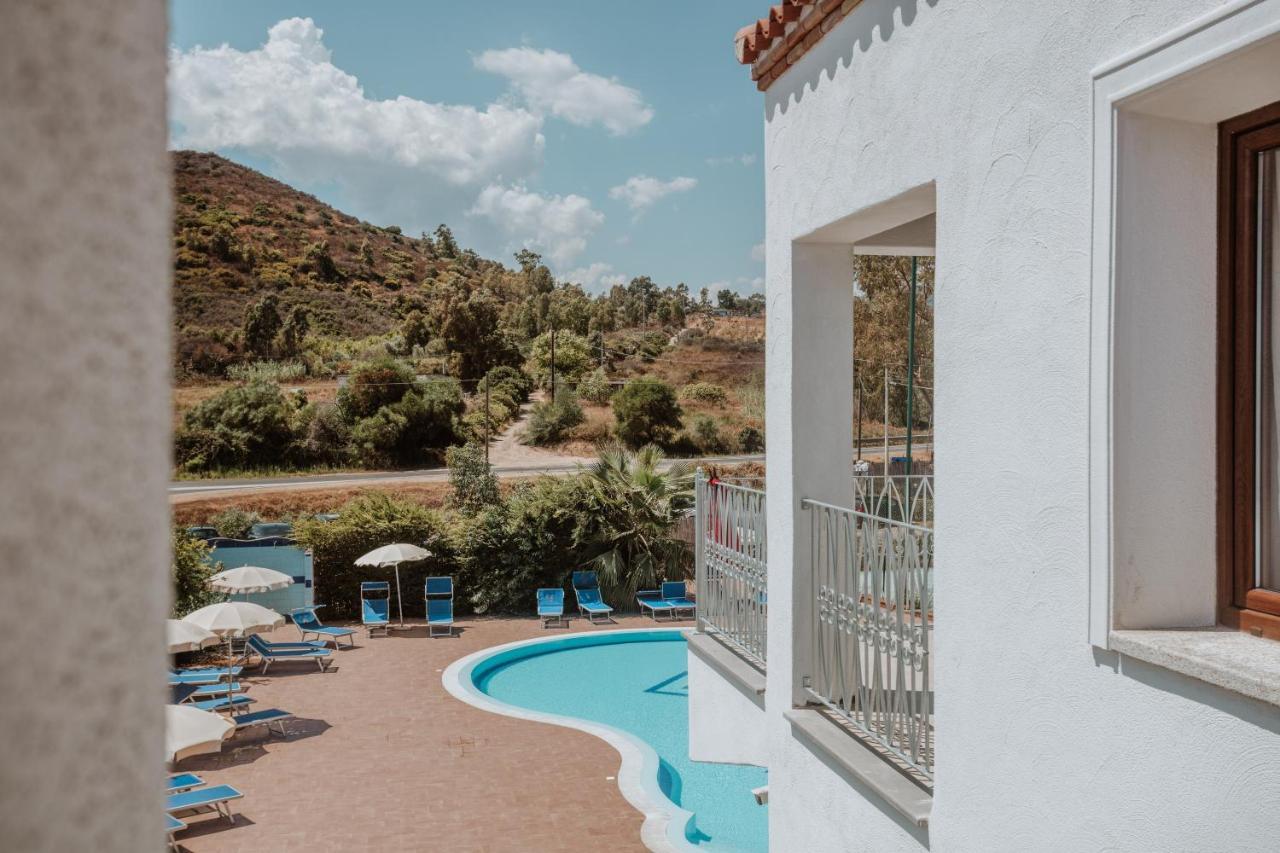 Resort Fior Di Sardegna Posada  Eksteriør bilde
